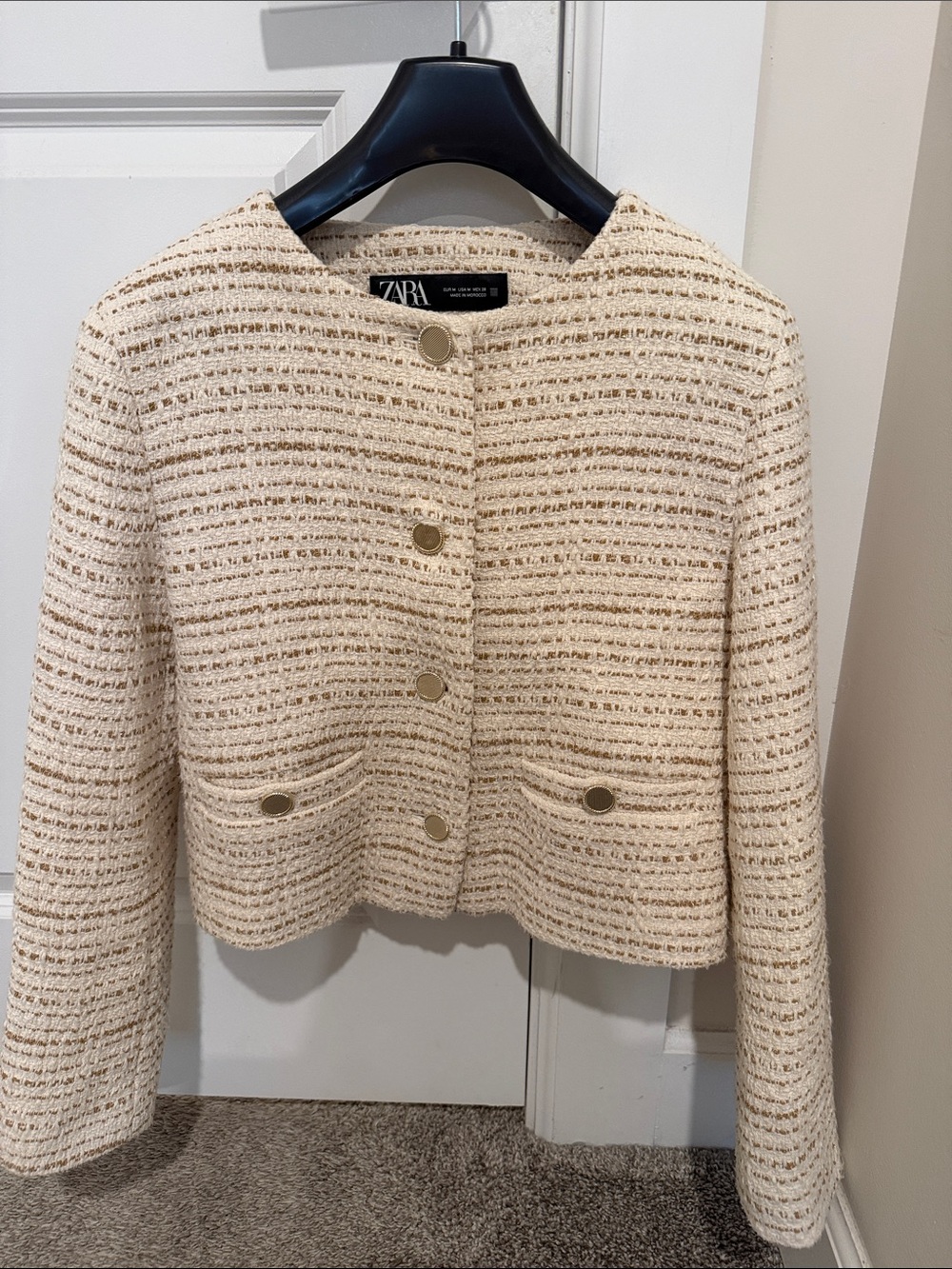 Zara Cream Tweed Cropped Button Jacket with Gold Buttons